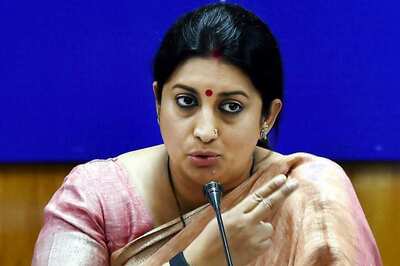 Smriti Irani Reviews Scheme to Impart Skill Development in Textiles