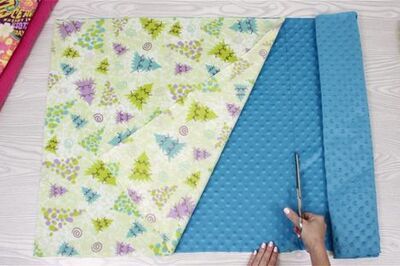 How to Make a Baby Fleece Blanket