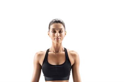 Coronavirus: Kareena Kapoor Khan, Alia Bhatt and Ananya Panday's Yoga Trainer Shares Asanas to Recover From COVID-19