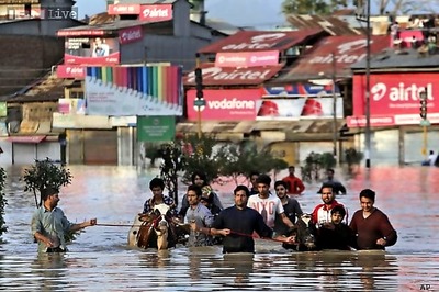 227 from Kerala stranded in Srinagar