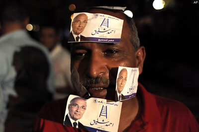 Egypt: Protesters burnt Presidential candidate's offices