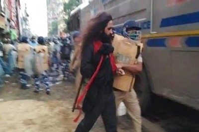 Wife of Arrested Sikh Man, Whose Turban Fell off During Clash with Cops, to Protest Outside CM Mamata's Office