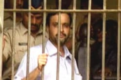 Court rejects Pravin's car return plea