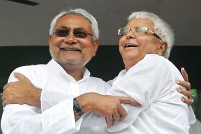 Nitish Kumar Asks Tejashwi Yadav to Come Clean, Lalu Prasad Says Nothing Doing