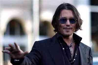 I had 'eyeball sex' with Johnny Depp, says Kesha