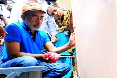 Watch | Tourism Minister KJ Alphons Takes Modi’s Swachh Campaign to Whole New Level