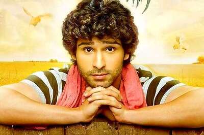 I would want to work with Amitabh Bachchan: Girish Kumar