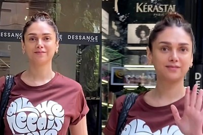 Aditi Roy Hydari Waves At The Paparazzi As She Gets Snapped Post Salon Session; Watch