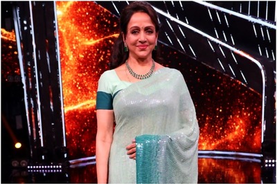 Hema Malini Reveals on Indian Idol 12 Her Father Stopped Her from Meeting Dharmendra Alone