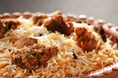 From Tunday Kebabs To Idrees Biryani, Dastango Himanshi Bajpayi's Latest Poem Describes Lucknow