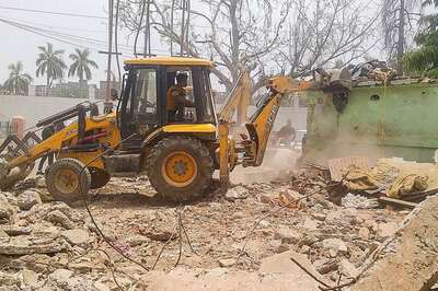 MCD Issues Helpline Number to Counter 'Misconception' About Anti-encroachment Drives