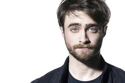 Daniel Radcliffe 'Flattered' by Coronavirus Hoax, Jokes 'I Look Ill All the Time'