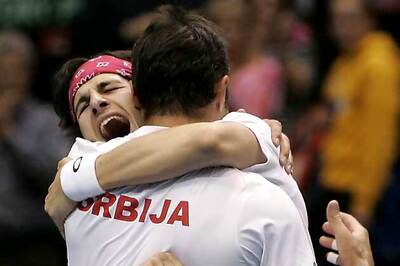 Serbian duo stuns Bryan Brothers to take 2-1 lead