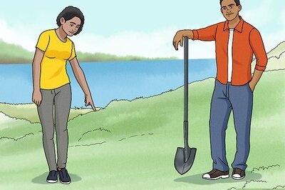 How to Use the Bathroom While Camping