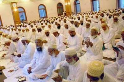 PM Manmohan Singh greets nation on Eid