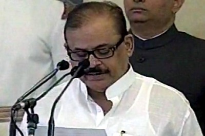 Tariq Anwar flays Speaker's decision to recognise 13 rebel RJD MLAs