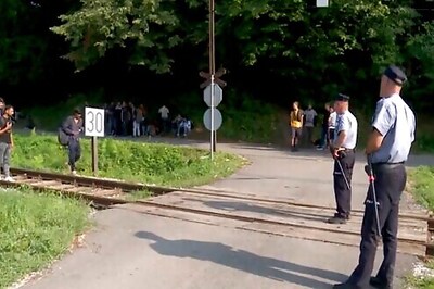 Tensions Grow As Bosnian Authorities Crack Down On Migrants