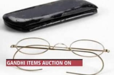 Gandhi memorabilia owner wants auctioned items back