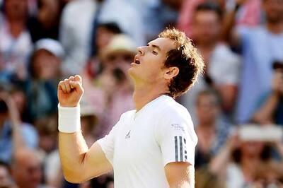 Murray reaches sixth consecutive Wimbledon quarter-finals