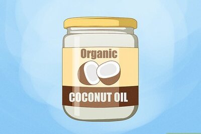 How to Moisturize Dog Paws