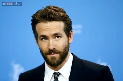 Ryan Reynolds thanks his fans for their support as ‘Deadpool’ wraps production