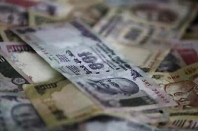 Rupee gains 5 paise vs dollar, ends at over 1-week high of 61.31