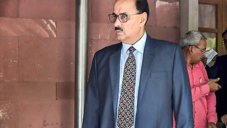 Alok Verma Can Resume Investigations as These Aren’t ‘Policy’ Decisions, Says Former CBI Chief