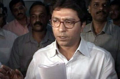 Thackeray's North-Indian daughter-in-law joins politics