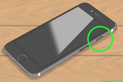 How to Turn On a Cellphone: A Beginner's Guide