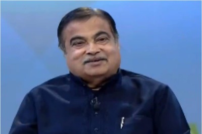Sadak Suraksha Abhiyan: Road Safety Awareness Essential, Says Union Minister Gadkari; Urges People To Help Accident Victims