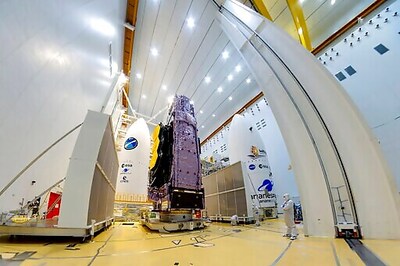 High Wind Postpones Launch Of NASA's Newest Space Telescope