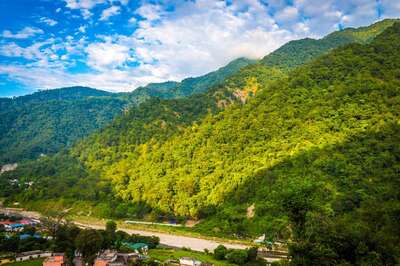 The Giant Swing in Rishikesh: A Novel and Exhilarating Way to Experience the Landscape
