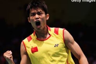 China dominate badminton, win three out of five golds
