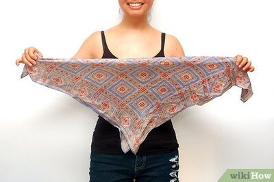 How to Wear a Square Scarf