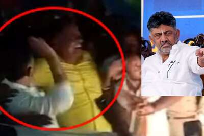 Viral Video: Karnataka Deputy CM DK Shivakumar Allegedly Slaps Congress Worker During Poll Campaign