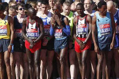 London marathoners remember Boston victims