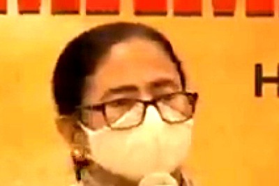 News 18 Afternoon Digest: CM Mamata in Soup for 'Insulting National Anthem' During Mumbai Visit; Petrol Price Drops by Rs 8 in Delhi