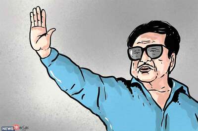 First, Praise for PM, Now an Offer: Shatrughan Sinha Extends Help on India's Slowdown with Kishore Kumar Song