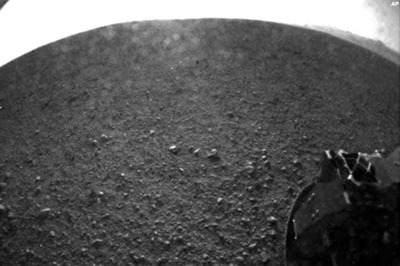 Mars rover Curiosity prepares for test drive