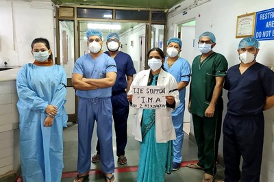 With Black Ribbons, Doctors Join IMA Protest Call Against Allowing Ayurveda Doctors to Perform Surgeries
