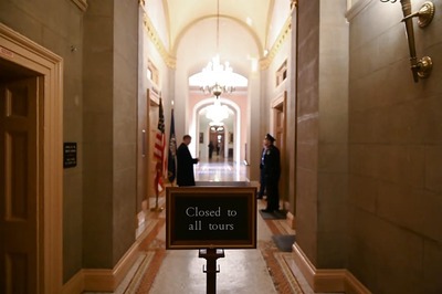 White House Lawyers Begin Trump Defence at Historic Senate Trial