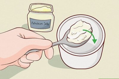 How to Make Tinted Lip Balm