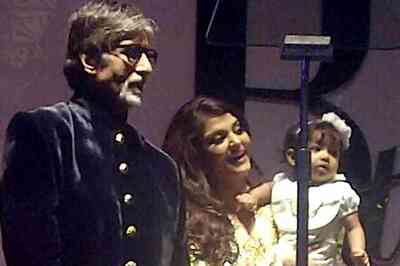 Amitabh Bachchan: Aaradhya operates iPad on her own