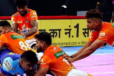 PKL: Puneri Paltan Thrash Bengal Warriors, Dabang Delhi Beat Telugu Titans