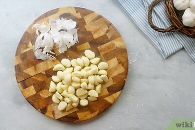 How to Make Garlic Paste