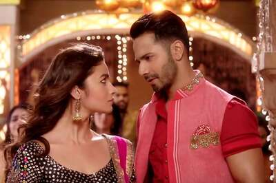 Badrinath Ki Dulhania: Varun Dhawan, Alia Bhatt Bring Back Desi Vibes in Aashiq Surrender Hua