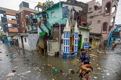 IMD Red Alert for Chennai, 4 Other Districts Today; Very Heavy Rainfall Likely in North Tamil Nadu