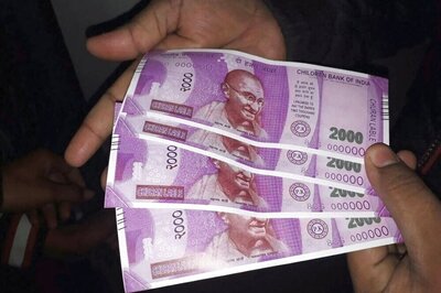 Rupee Recovers from 16-Mth Low, Up 15 Paise Against US Dollar