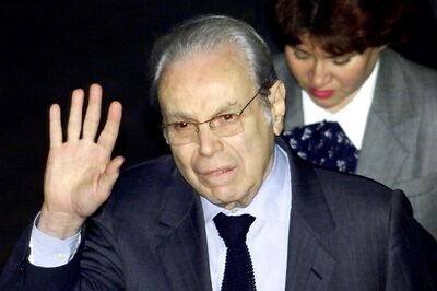 Former Chief Cuellar Who Led UN Through Iran-Iraq War, Dies Aged 100