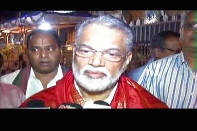 ISRO chief Radhakrishnan seeks divine blessings for Mars mission